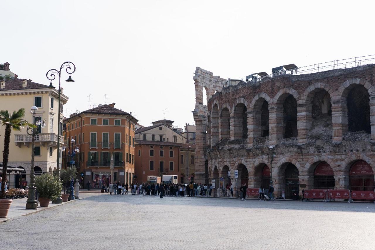 Arena Rooms Verona Exterior photo