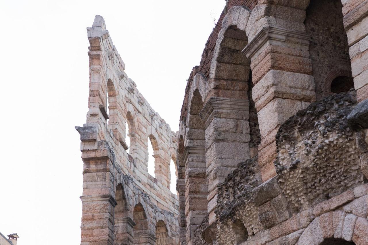 Arena Rooms Verona Exterior photo